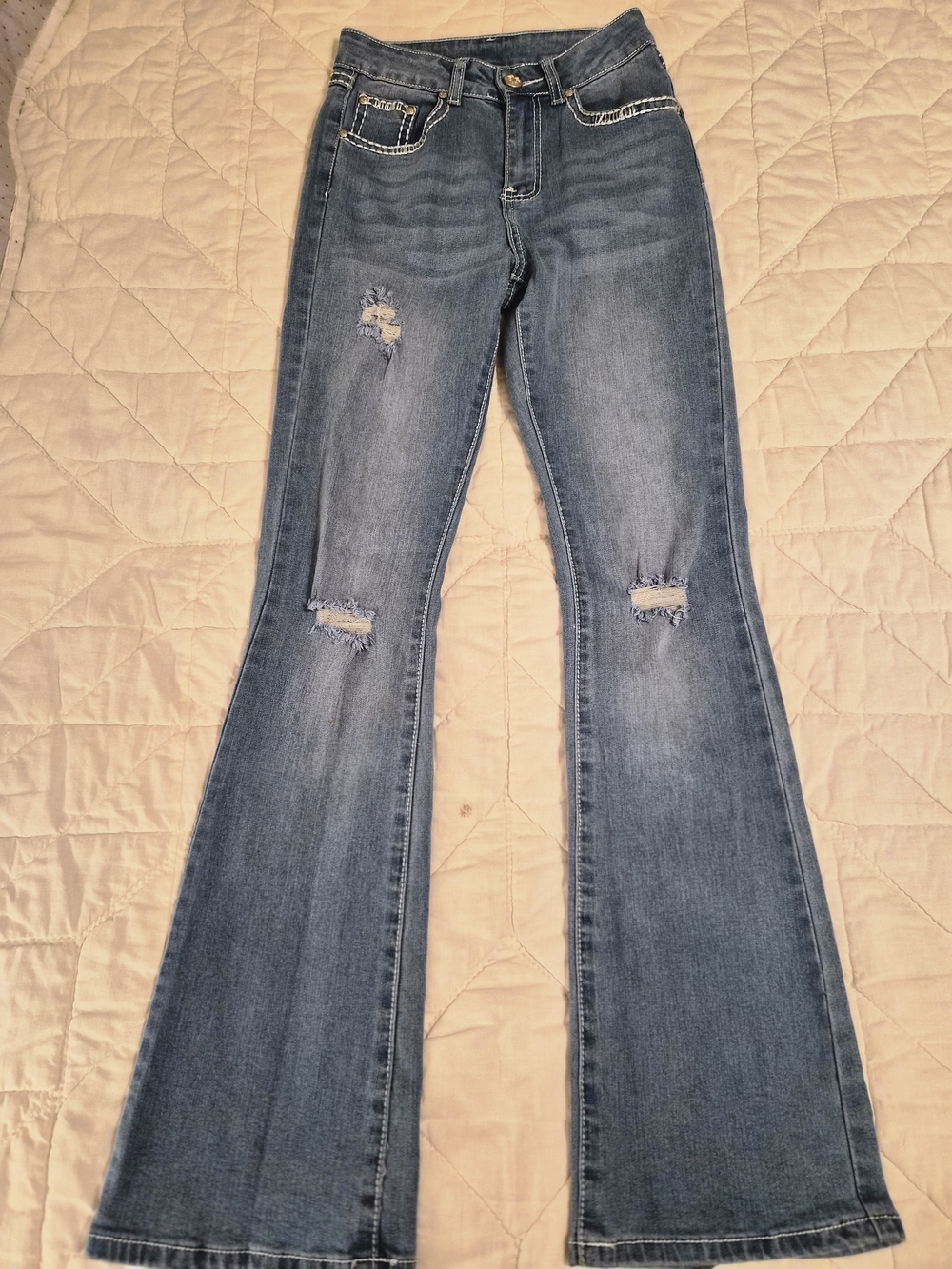 H&Y Fashion Bootcut-Distressed -Embroidery/Leather Accents- Size 3/4